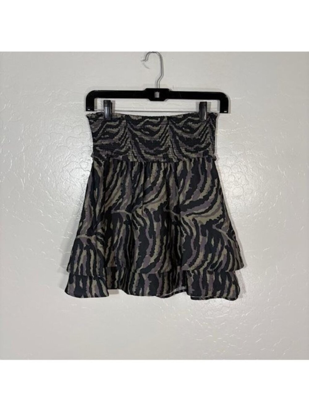 Rails Addison Skirt Womens XS Olive Bengal Animal Print Smocked Ruffle